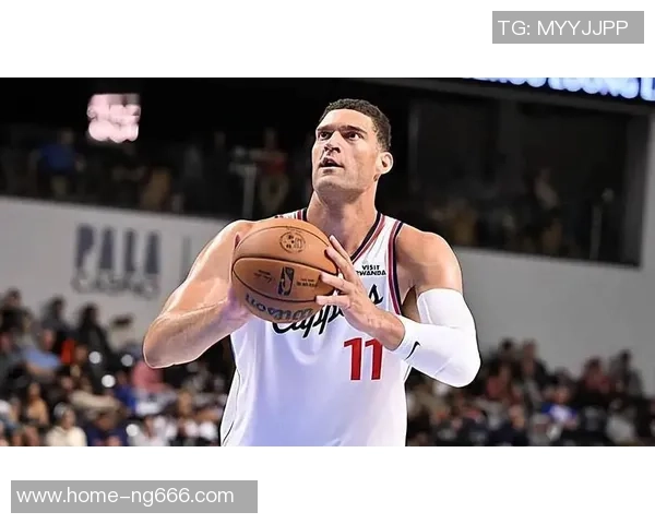 布鲁克洛佩斯：从NBA巨星到篮球战术的改变者与领袖